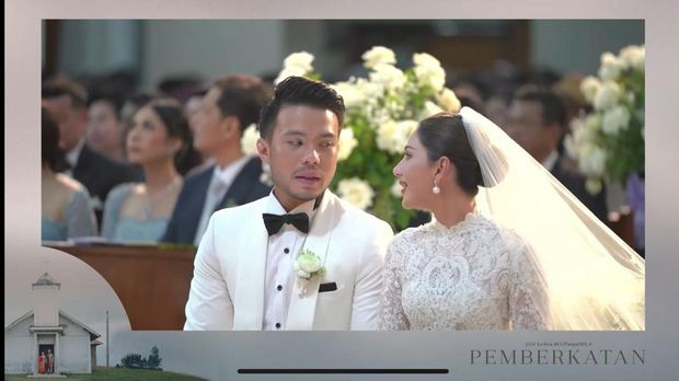Momen pemberkatan nikah Jessica Mila dan Yakup Hasibuan