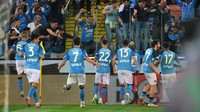 Ini jadi scudetto ketiga bagi Napoli. Sebelumnya, Partenopei pernah juara Serie A pada 1986/1987 dan 1989/1990.  