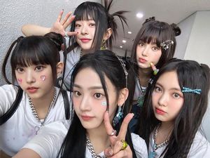 Menantikan Debut NewJeans di Panggung Billboard Music Awards Menantikan Debut NewJeans di Panggung Billboard Music Awards
