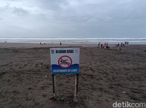 Waspada Rob di Pesisir Selatan Jateng, Jauhi Area Pantai Lur! Waspada Rob di Pesisir Selatan Jateng, Jauhi Area Pantai Lur!