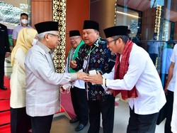 Walkot Padang Sambut Kehadiran Wapres Maruf Amin di Milad Ke-95 Perti