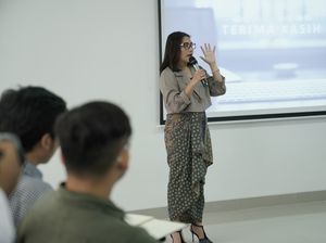 Prilly Latuconsina Jadi Dosen di Universitas Udayana, Bagikan Pengetahuan Ini