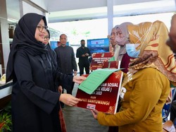 Banyuwangi Kembali Salurkan Bantuan Program Warung Naik Kelas