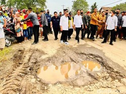 Zulhas-Erick Thohir Ajak Jokowi Tinjau Jalan Rusak di Kampung Halaman