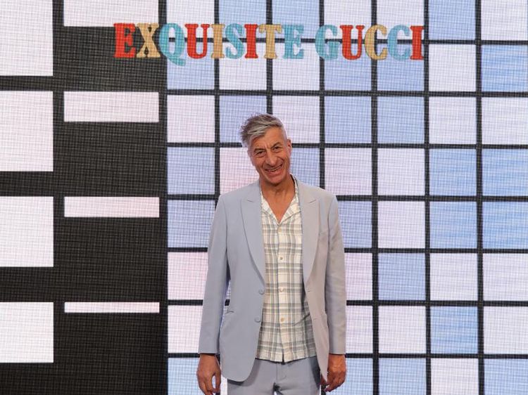 Mengungkap Maurizio Cattelan: Jenius Kontroversial di Balik Fenomena Pisang Dilakban