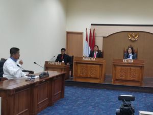 Effendi Gazali Menang Sidang KIP, Kini Warga Sentul Bisa Minta SHGB Dibuka Effendi Gazali Menang Sidang KIP, Kini Warga Sentul Bisa Minta SHGB Dibuka
