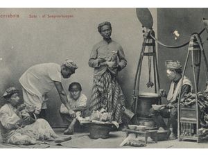 Sudah Ada Sejak Abad 15, Ini Tampilan Penjual Soto Tempo Dulu