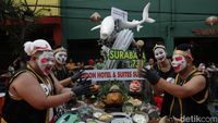 Meriahnya Festival Rujak Uleg di Kya-kya Surabaya