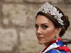 Detail Penampilan Kate Middleton di Penobatan Charles, Tribute Buat Diana