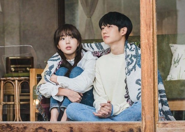 Jung Hae In dan Chae Soo Bin di A Piece of Your Mind/ Foto: soompi.com Jung Hae In dan Chae Soo Bin di A Piece of Your Mind/ Foto: soompi.com