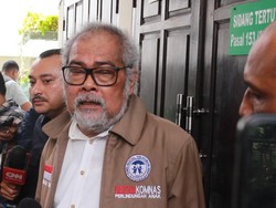 Keluarga Berencana Makamkan Arist Merdeka Sirait di Porsea, Sumatera Utara