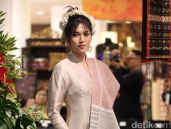 Ulos di Tangan Torang Sitorus, Memesona dengan Benang Daur Ulang Jepang