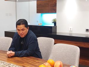 Erick Thohir Mau Terbang ke Qatar Ketemu Calon Investor BSI Erick Thohir Mau Terbang ke Qatar Ketemu Calon Investor BSI