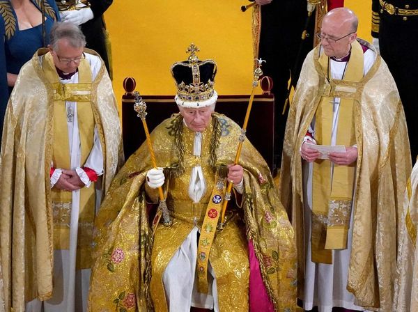 Momen Charles III Dinobatkan Jadi Raja Inggris