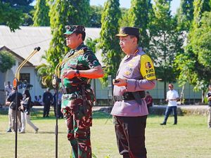 Panglima TNI Minta Pasukan Pengamanan KTT ASEAN Tidak Arogan Panglima TNI Minta Pasukan Pengamanan KTT ASEAN Tidak Arogan