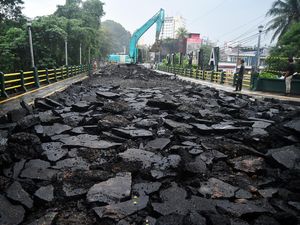 Revitalisasi Jembatan Otista Bogor Dimulai
