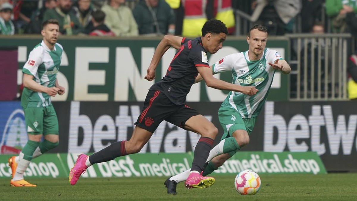 Bayern Munich atas Werder Bremen. (Foto: AP/Marcus Brandt)