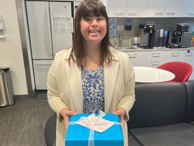 Kisah perempuan pengidap down syndrome yang berhasil membuka toko kue sendiri