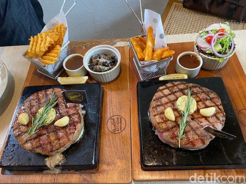 Di Steakhouse Ini Ada US Prime Porterhouse hingga Rib Eye Steak nan Juicy