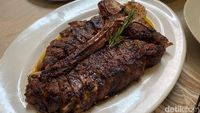 Di Steakhouse Ini Ada US Prime Porterhouse hingga Rib Eye Steak yang Juicy