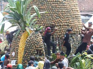Wow! Ada Festival Nanas di Kediri