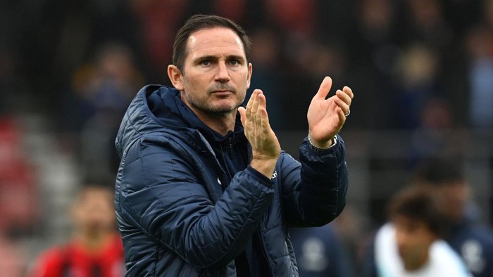 BOURNEMOUTH, ENGLAND - MAY 06: Frank Lampard, Caretaker Manager of Chelsea, applauds fans following their sides victory after the Premier League match between AFC Bournemouth and Chelsea FC at Vitality Stadium on May 06, 2023 in Bournemouth, England. (Photo by Darren Walsh/Chelsea FC via Getty Images)