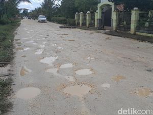 Pemprov Sultra Anggarkan Rp 9 M Perbaiki Jalan Kendari-Motaha 3 Km Tahun Ini Pemprov Sultra Anggarkan Rp 9 M Perbaiki Jalan Kendari-Motaha 3 Km Tahun Ini