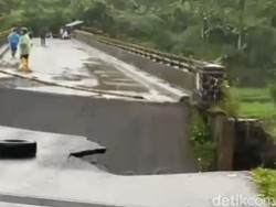 Viral Jembatan di Tasikmalaya Putus, Warga Panik Berlarian