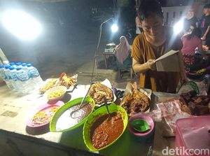 Menikmati Malam di Karimunjawa, Lebih Asyik Jajan Ikan Bakar