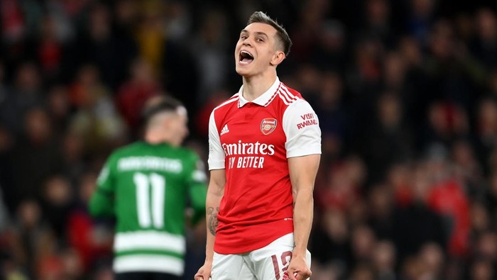 LONDON, ENGLAND - MARCH 16: Leandro Trossard of Arsenal reacts during the UEFA Europa League round of 16 leg two match between Arsenal FC and Sporting CP at Emirates Stadium on March 16, 2023 in London, England. (Photo by Mike Hewitt/Getty Images)