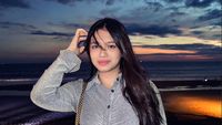 7 Foto Terbaru Lovely Putri Angel Karamoy, Kini Makin Cantik Saingi Sang Mama