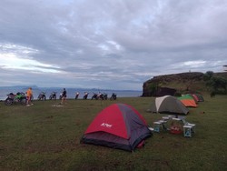 Santai Sore Tak Terlupa di Kaki Gunung Tambora