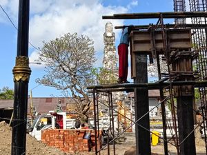 Pura Agung Jagatnatha Direnovasi, Pemedek Dianjurkan Bersembahyang Sore