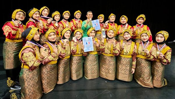 Saat Tim Tari Saman Berjaya di Ajang Kompetisi Internasional