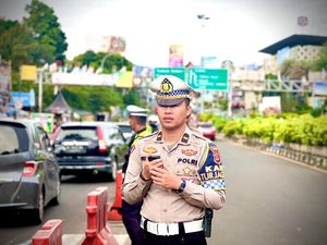 Lalin Padat, Polisi Berlakukan One Way Arah Puncak Menuju Jakarta