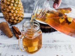 Asam Segar! Racikan Teh Nanas Punya Manfaat Sehat Ini