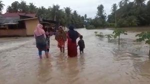 Banjir Rendam Rumah Warga 2 Kabupaten di Sumbar