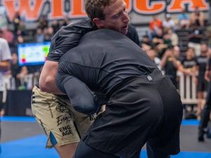 Video Mark Zuckerberg Menang Berkelahi Pakai Jurus Jiu Jitsu Video Mark Zuckerberg Menang Berkelahi Pakai Jurus Jiu Jitsu