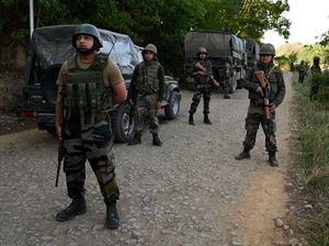 India Kerahkan 5.000 Tentara Redam Kerusuhan di Manipur India Kerahkan 5.000 Tentara Redam Kerusuhan di Manipur