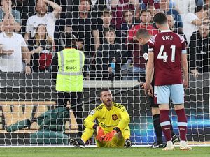 MU Kalah Bukan Gegara De Gea Blunder Tapi Bola Bunder MU Kalah Bukan Gegara De Gea Blunder Tapi Bola Bunder