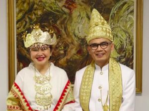 Hadir di Penobatan Raja Charles, Dubes RI Berbaju Adat Lampung Hadir di Penobatan Raja Charles, Dubes RI Berbaju Adat Lampung