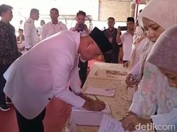Bawaslu Usir Mobil Dinas Gubernur Sumbar Usai Dipakai Daftar Caleg PKS