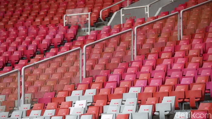 Sekjen PDIP Hasto Kristiyanto mendatangi Stadion GBK, Jakarta, guna meninjau persiapan dalam menyambut Bulan Bung Karno pada 24 Juni 2023 mendatang.