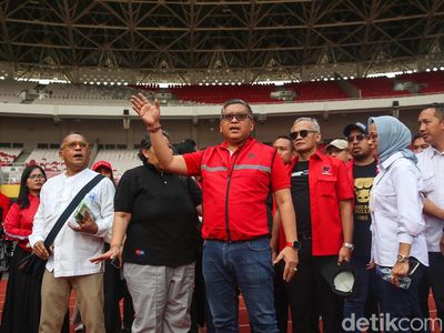 Hasto Cek Kesiapan GBK Jelang Puncak Bulan Bung Karno 2023