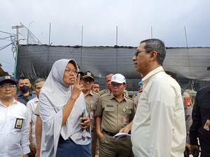 Tinjau Normalisasi Ciliwung, Heru Budi Dicurhati Warga Belum Dapat Ganti Rugi