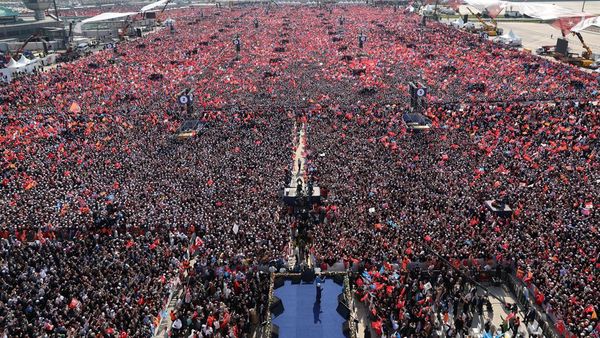 Jelang Pemilu Turki, Jutaan Orang Hadir di Kampanye Erdogan