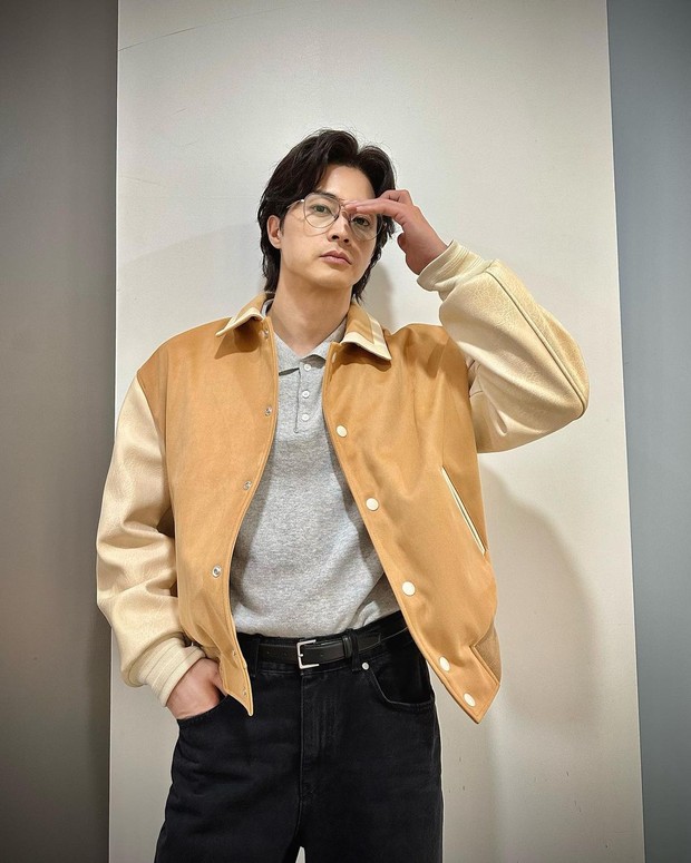 Kim Ji Hoon berulang tahun pada bulan Mei