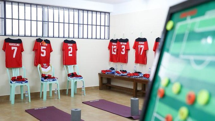 kursi plastik,kursi kondangan,timnas indonesia,sea games 2023,sea games kamboja,timnas indonesia u-22,timnas u-22