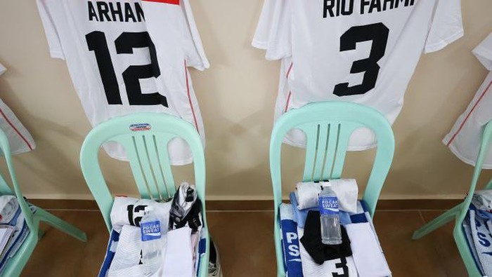 kursi plastik,kursi kondangan,timnas indonesia,sea games 2023,sea games kamboja,timnas indonesia u-22,timnas u-22