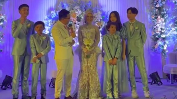 Nikahi Dine Mutiara, 5 Potret Sahrul Gunawan yang Kini Punya 5 Anak